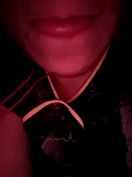 Snapshot of Riyu_05 chatting on 12/23/24, 06:58 Riyu 05 online show from 12/23/24, 06:58