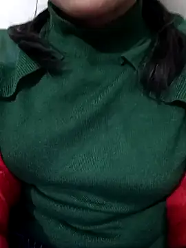 Snapshot of Riyu_05 chatting on 12/27/24, 06:24 Riyu 05 online show from 12/27/24, 06:24