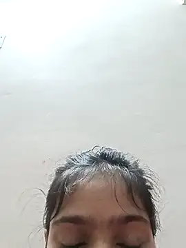 Snapshot of Riyu_05 chatting on 01/03/25, 07:49 Riyu 05 online show from 01/03/25, 07:49