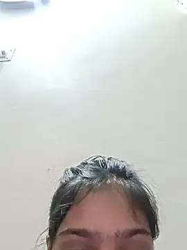 Snapshot of Riyu_05 chatting on 01/04/25, 07:13 Riyu 05 online show from 01/04/25, 07:13