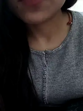 Snapshot of Riyu_05 chatting on 01/06/25, 12:02 Riyu 05 online show from 01/06/25, 12:02