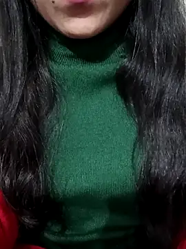 Snapshot of Riyu_05 chatting on 01/13/25, 07:21 Riyu 05 online show from 01/13/25, 07:21