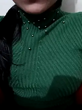 Snapshot of Riyu_05 chatting on 01/14/25, 06:56 Riyu 05 online show from 01/14/25, 06:56