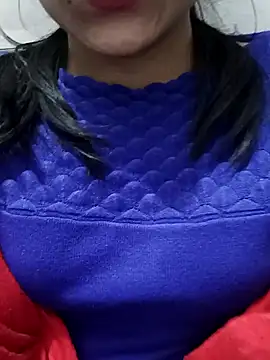 Snapshot of Riyu_05 chatting on 01/15/25, 10:17 Riyu 05 online show from 01/15/25, 10:17