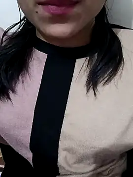 Snapshot of Riyu_05 chatting on 01/23/25, 09:50 Riyu 05 online show from 01/23/25, 09:50