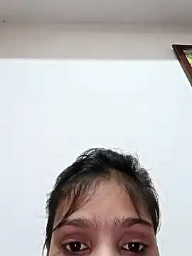 Snapshot of Riyu_05 chatting on 02/01/25, 09:54 Riyu 05 online show from 02/01/25, 09:54