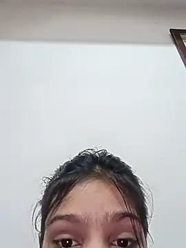 Snapshot of Riyu_05 chatting on 02/04/25, 06:36 Riyu 05 online show from 02/04/25, 06:36