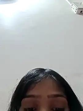 Snapshot of Riyu_05 chatting on 03/03/25, 07:32 Riyu 05 online show from 03/03/25, 07:32