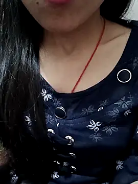 Snapshot of Riyu_05 chatting on 03/03/25, 10:38 Riyu 05 online show from 03/03/25, 10:38