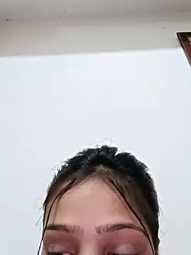 Snapshot of Riyu_05 chatting on 03/08/25, 06:21 Riyu 05 online show from 03/08/25, 06:21