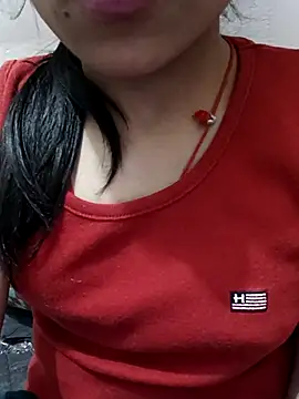 Snapshot of Riyu_05 chatting on 03/21/25, 09:45 Riyu 05 online show from 03/21/25, 09:45