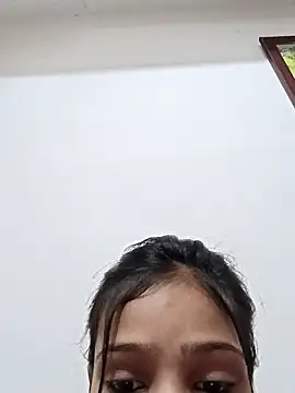 Snapshot of Riyu_05 chatting on 03/22/25, 06:43 Riyu 05 online show from 03/22/25, 06:43