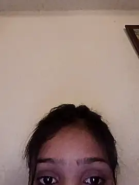 Snapshot of Riyu_05 chatting on 03/22/25, 09:45 Riyu 05 online show from 03/22/25, 09:45