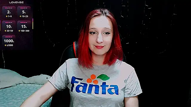 Snapshot of AgathaNoxe chatting on 02/06/25, 01:27 AgathaNoxe online show from 02/06/25, 01:27