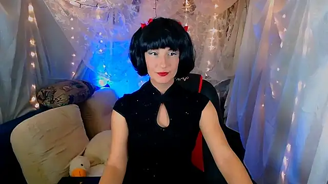 Snapshot of AgathaNoxe chatting on 09/18/25, 09:39 AgathaNoxe online show from 09/18/25, 09:39