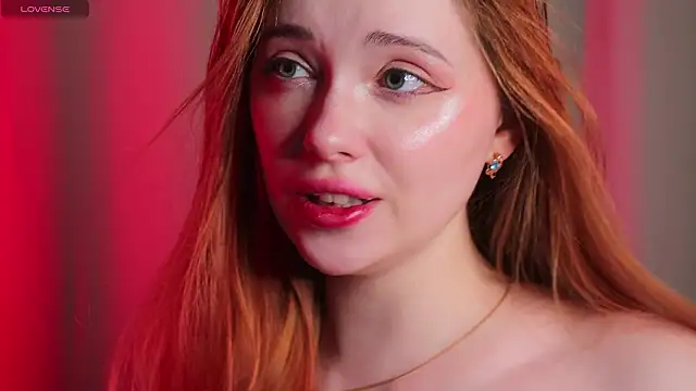 Snapshot of YourSkyAni chatting on 02/14/26, 12:13 YourSkyAni online show from 02/14/26, 12:13