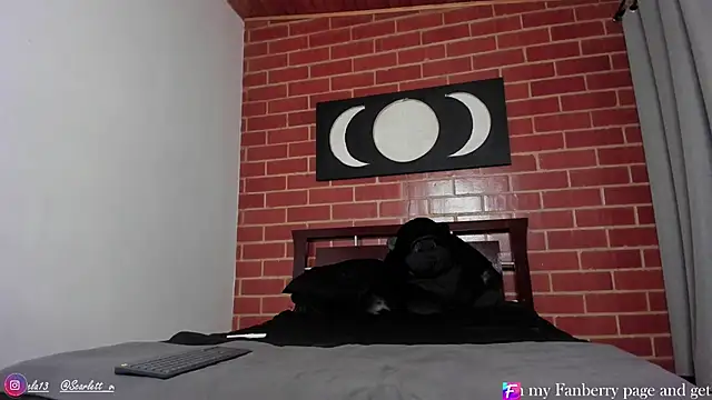 Snapshot of ImVen980 chatting on 11/05/25, 01:38 ImVen980 online show from 11/05/25, 01:38