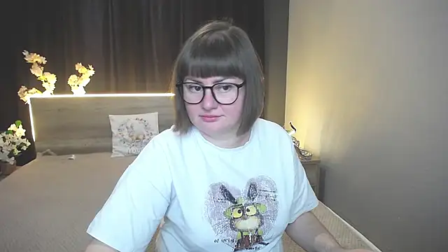 Snapshot of ZannaDreil chatting on 04/18/26, 11:36 ZannaDreil online show from 04/18/26, 11:36