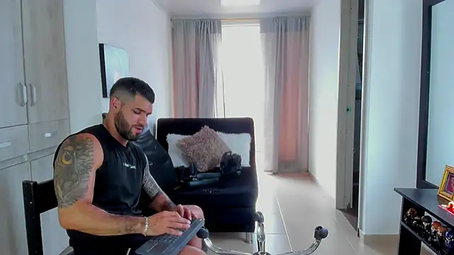 SamirHazard97 online show from 12/18/25, 09:21