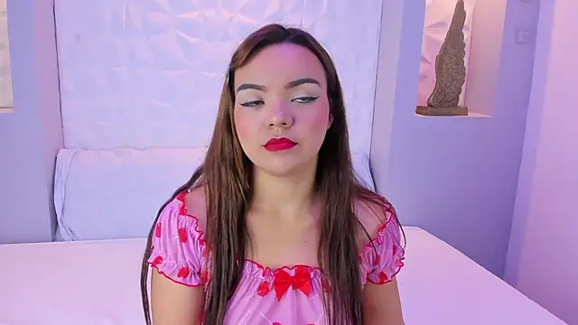 EmilyRouss  online show from 11/12/25, 07:13