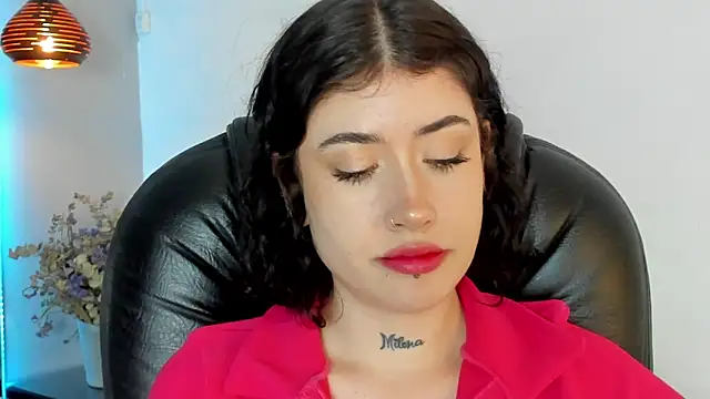 melody suarez online show from 01/09/25, 10:41