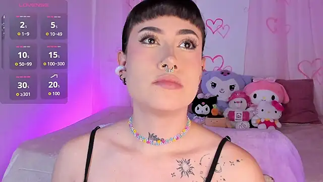 melody suarez online show from 10/08/25, 11:24