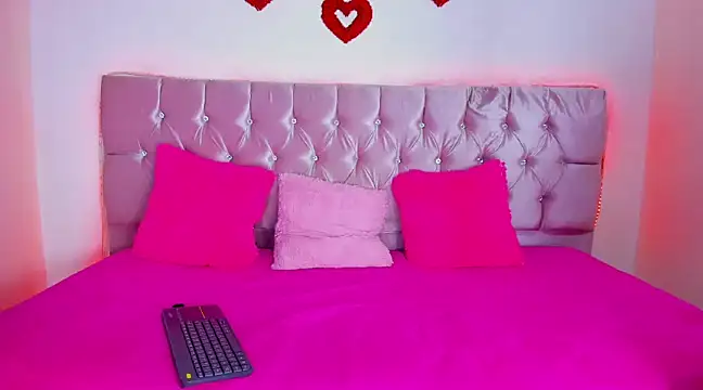 Cristal moon1 online show from 12/26/24, 09:58