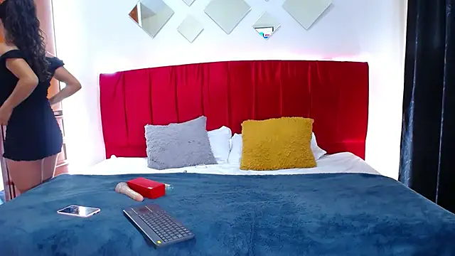 Cristal moon1 online show from 03/15/25, 11:39