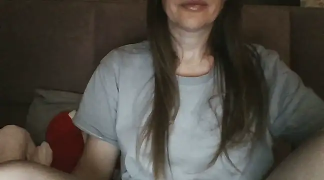 Snapshot of Sladkiegubki chatting on 01/10/25, 12:38 Sladkiegubki online show from 01/10/25, 12:38