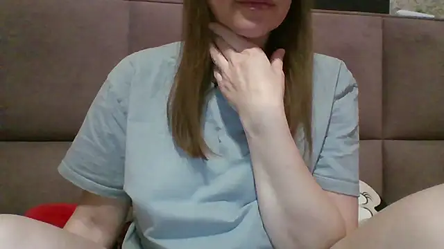 Snapshot of Sladkiegubki chatting on 02/07/25, 08:11 Sladkiegubki online show from 02/07/25, 08:11