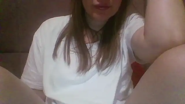 Snapshot of Sladkiegubki chatting on 02/13/25, 11:15 Sladkiegubki online show from 02/13/25, 11:15