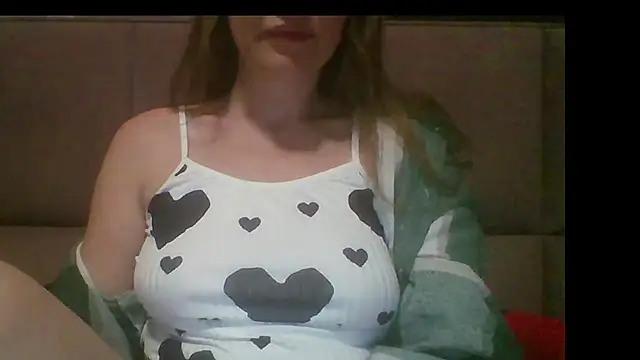 Snapshot of Sladkiegubki chatting on 10/31/25, 10:00 Sladkiegubki online show from 10/31/25, 10:00