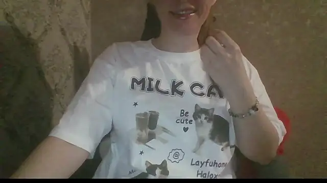 Snapshot of Sladkiegubki chatting on 11/30/25, 12:58 Sladkiegubki online show from 11/30/25, 12:58