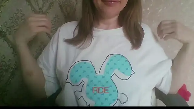 Snapshot of Sladkiegubki chatting on 03/25/26, 08:31 Sladkiegubki online show from 03/25/26, 08:31