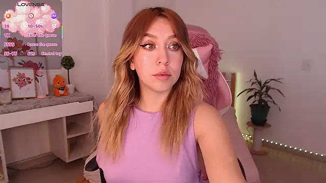 Snapshot of Dahlia__espresso chatting on 11/20/25, 07:13 Dahlia espresso online show from 11/20/25, 07:13