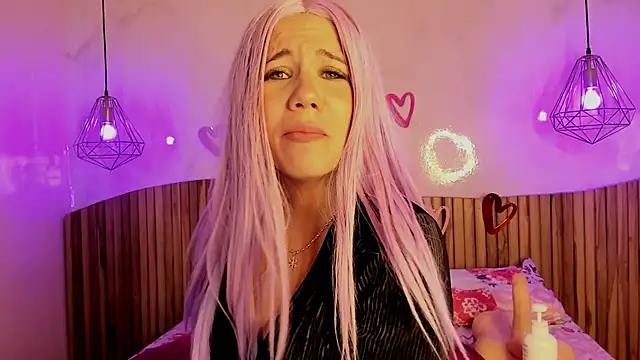 MelaniieRoux online show from 02/16/25, 07:38