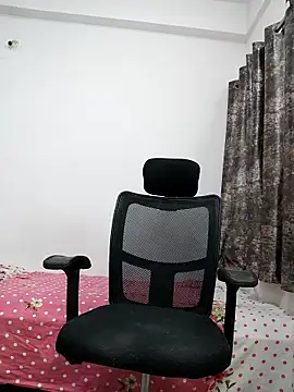 Snapshot of sanaya_baby chatting on 03/16/26, 05:50 sanaya baby online show from 03/16/26, 05:50