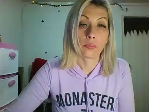 alixia81 online show from 01/08/25, 09:32