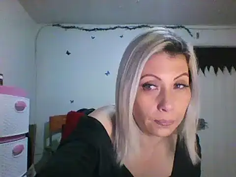 alixia81 online show from 01/09/25, 09:37