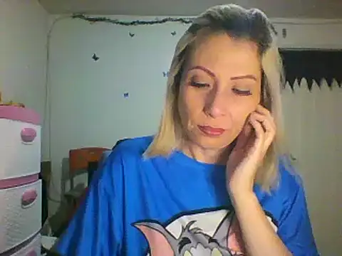 alixia81 online show from 01/23/25, 09:50