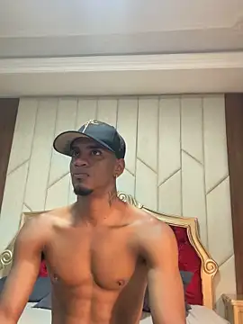 AaronCruz  online show from 11/28/25, 10:01