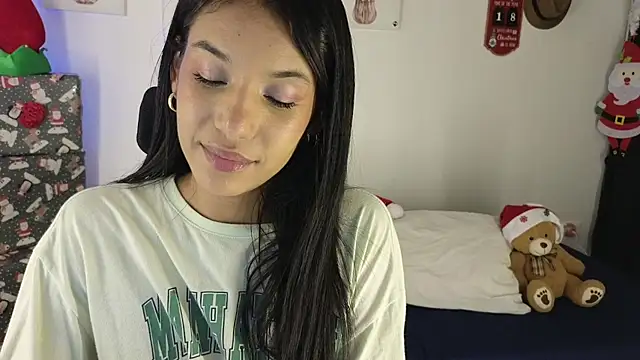 kharelys 777 online show from 12/17/24, 12:01