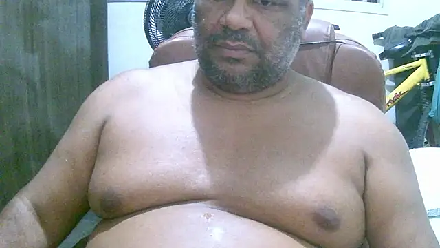Snapshot of ulmo_br chatting on 02/17/26, 11:00 ulmo br online show from 02/17/26, 11:00