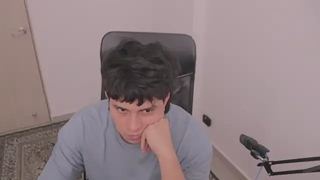 Tony Hoffa online show from 10/28/25, 06:43