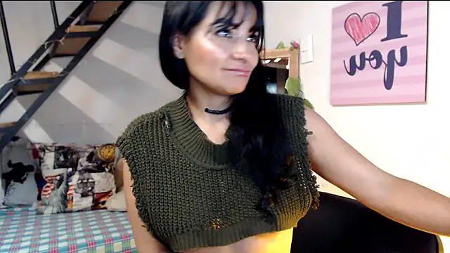 luna sky83 online show from 02/11/25, 01:41