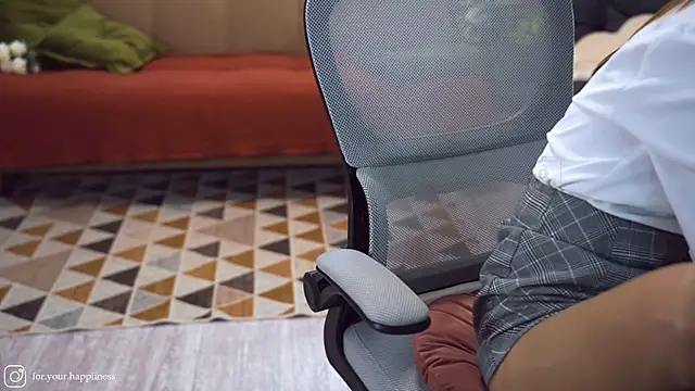 Feral Berrry  online show from 10/06/25, 07:50