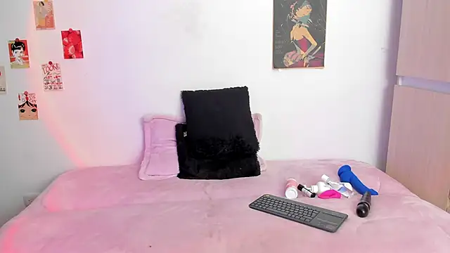 Snapshot of AlyRoses chatting on 02/11/25, 10:07 AlyRoses online show from 02/11/25, 10:07