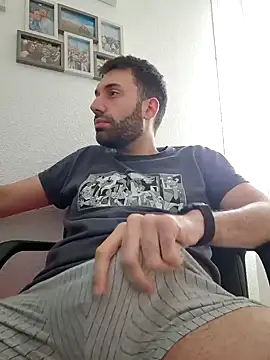 Snapshot of espanolmadrid chatting on 02/09/25, 10:42 espanolmadrid online show from 02/09/25, 10:42