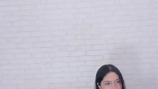 Snapshot of Tiffany_mendez chatting on 01/14/25, 12:03 Tiffany mendez online show from 01/14/25, 12:03