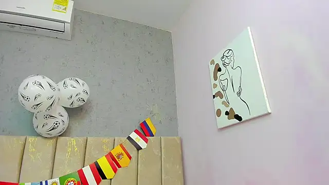 Tiffany mendez online show from 06/22/26, 12:02